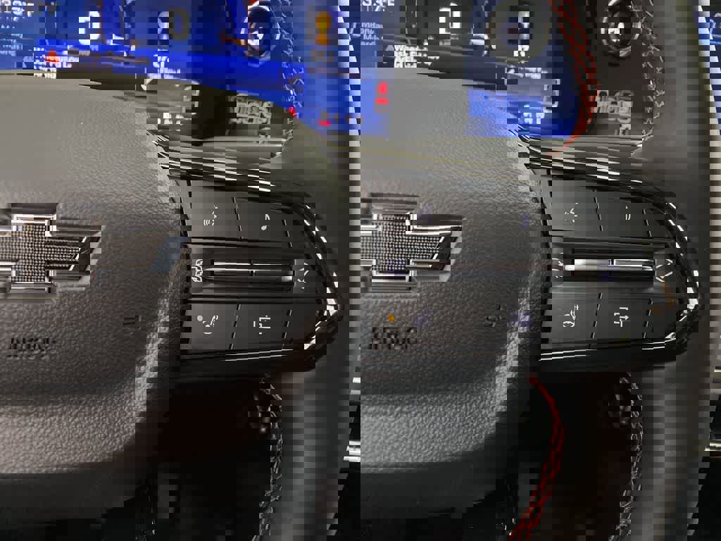 Used 2024 Chevrolet Equinox EV RS image 22