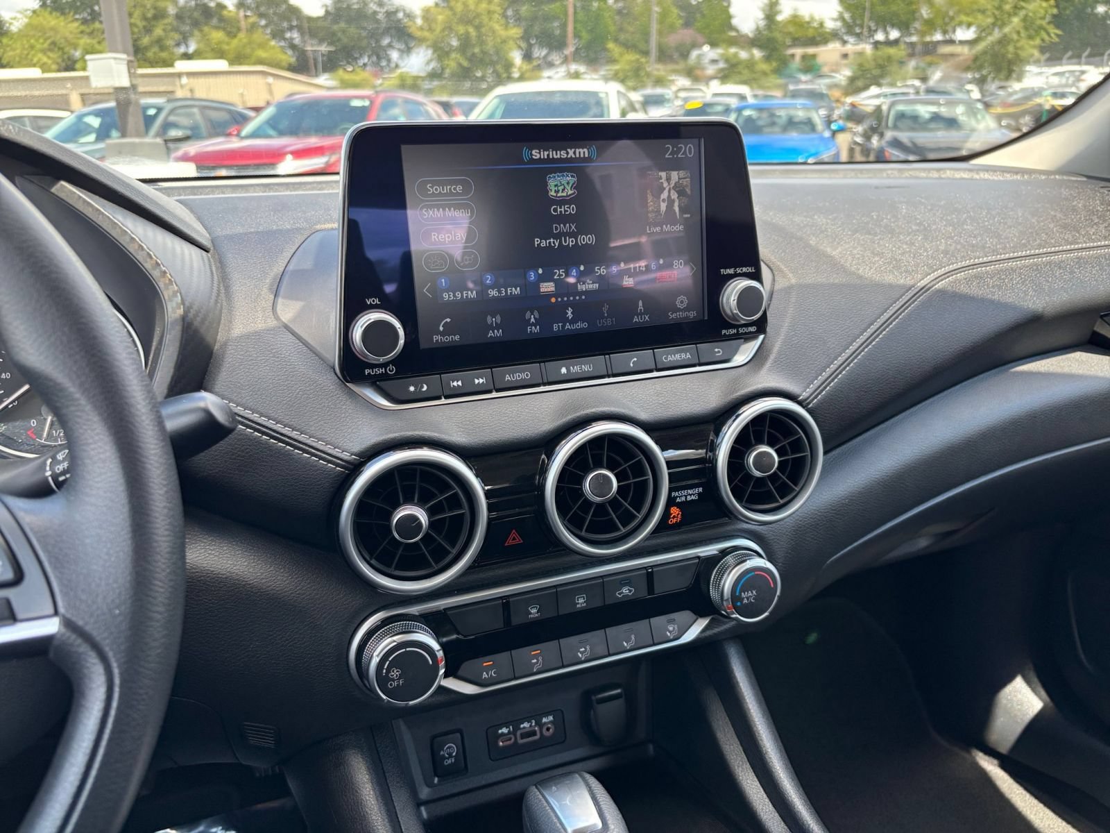 Used 2025 Nissan Sentra SV FWD image 17