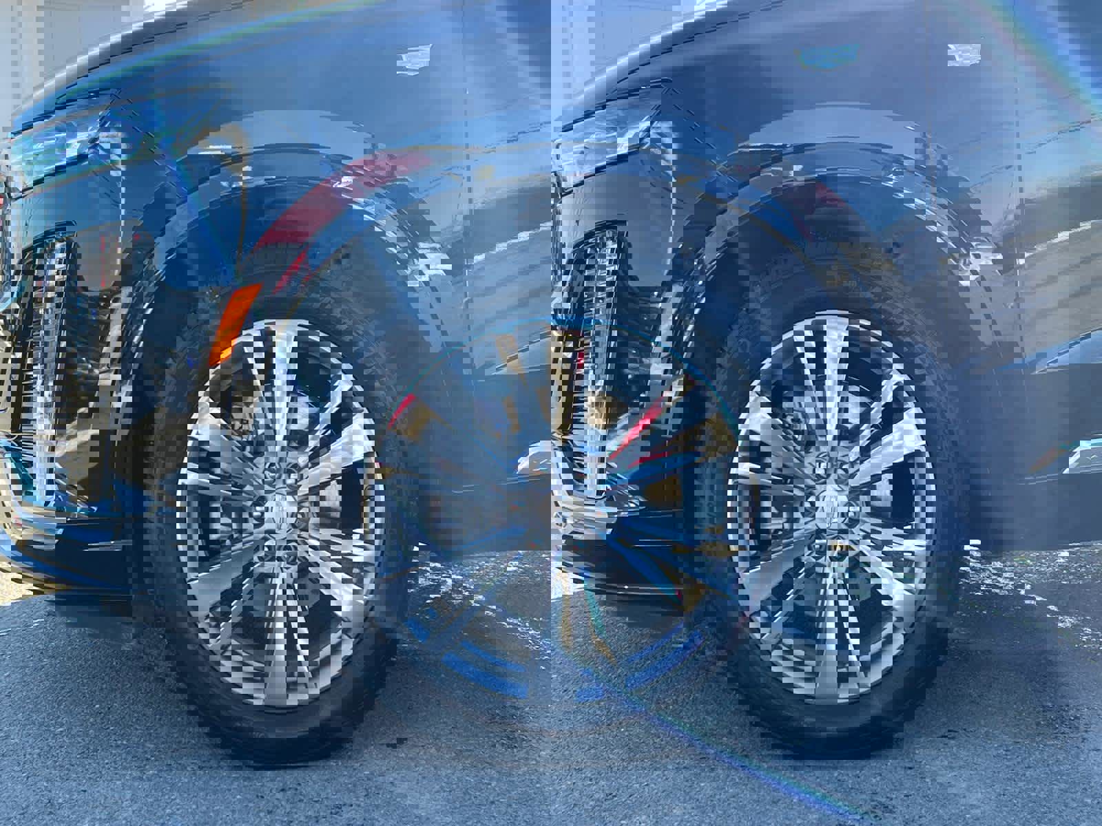 Certified 2025 Cadillac XT6 Premium Luxury image 11