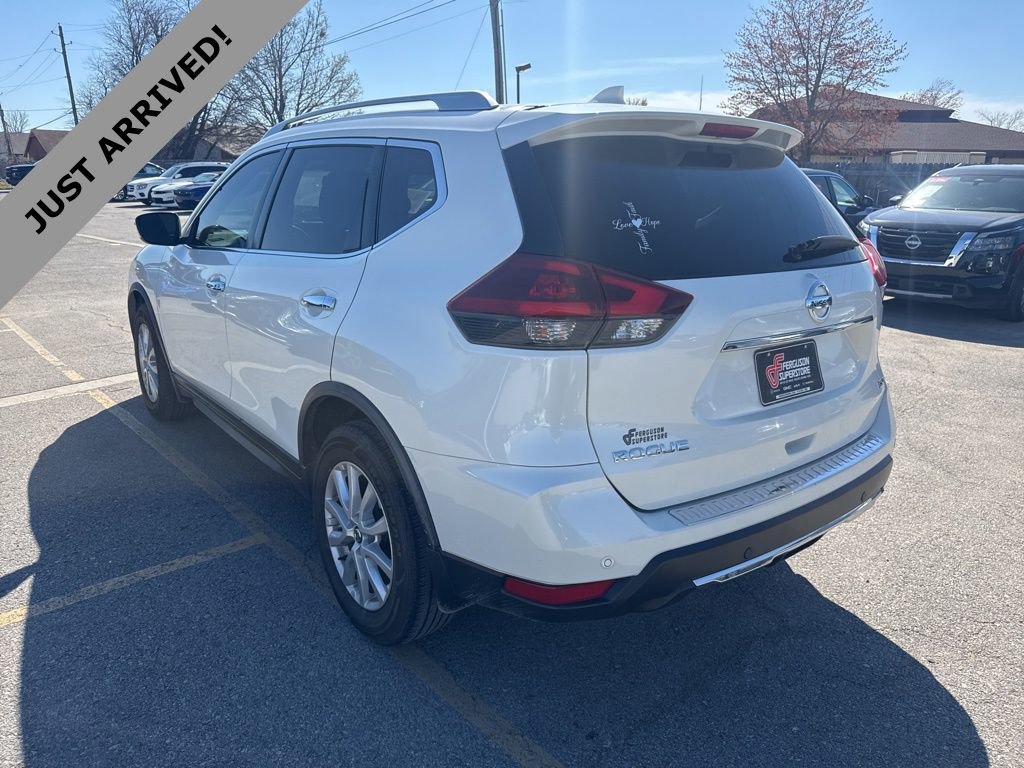 Used 2020 Nissan Rogue SV image 7