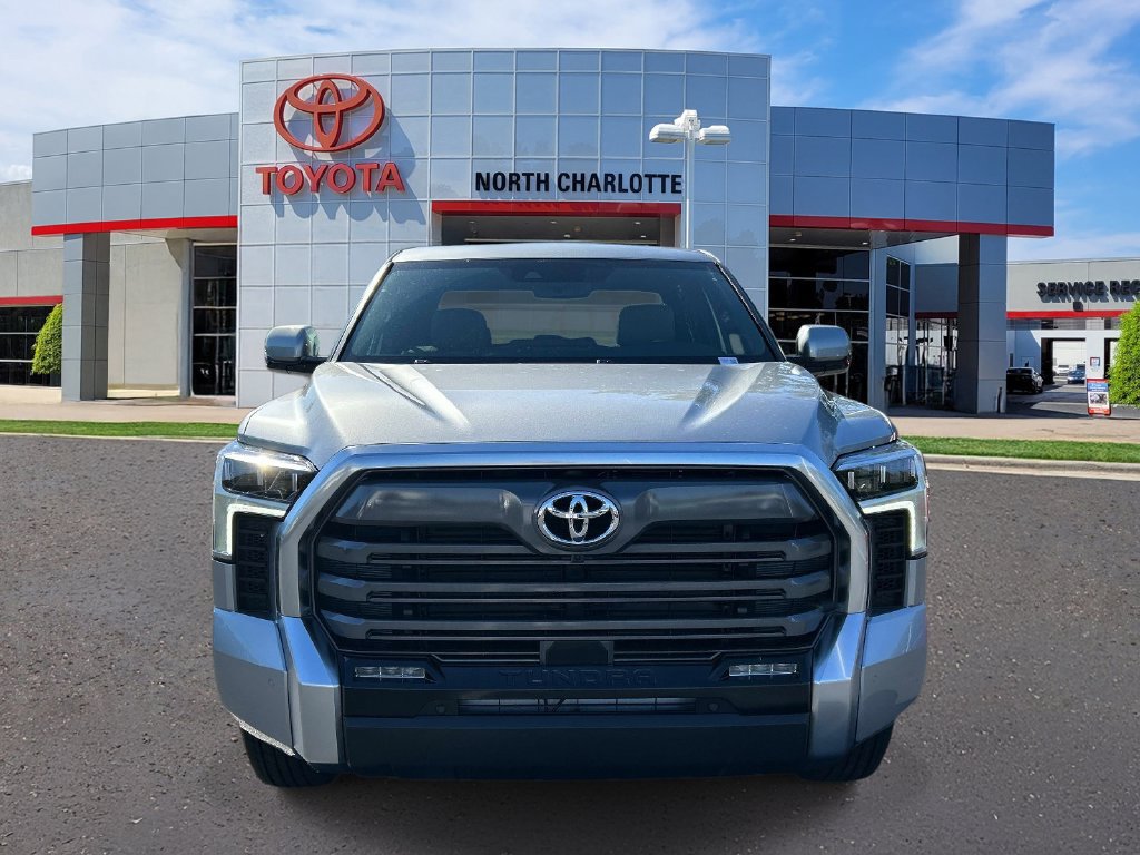 New 2026 Toyota Tundra Limited AWD/4WD image 3