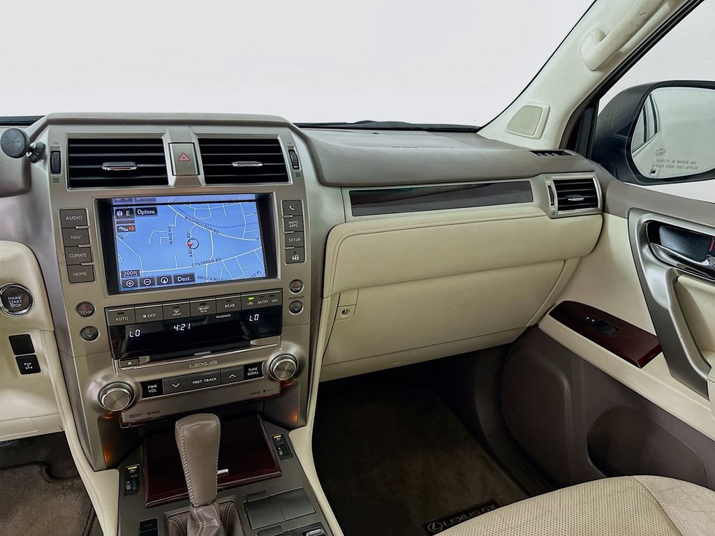 Used 2015 Lexus GX 460 w/ Premium Package AWD/4WD image 20