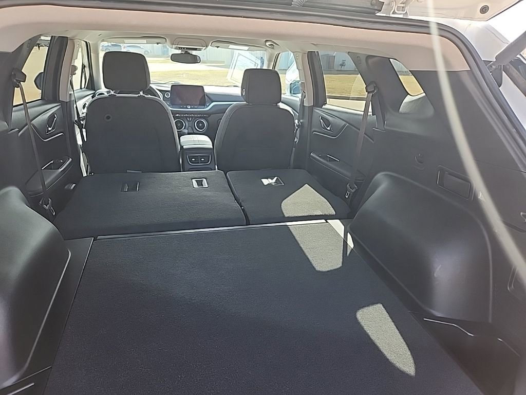 Used 2023 Chevrolet Blazer LT w/ Convenience Package FWD image 15