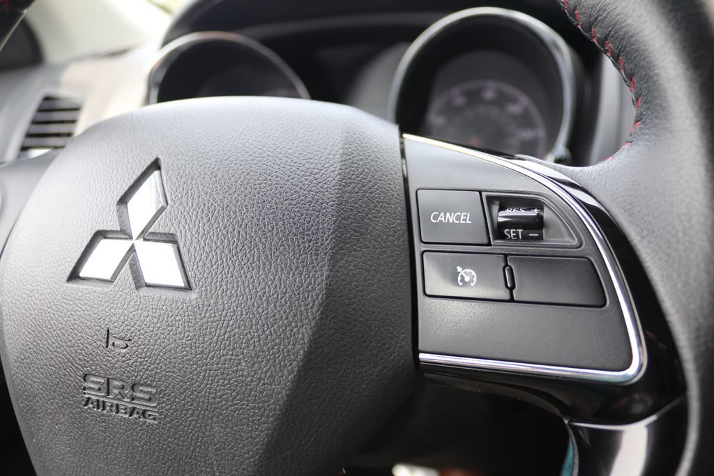 Used 2017 Mitsubishi Outlander Sport LE AWD/4WD image 19