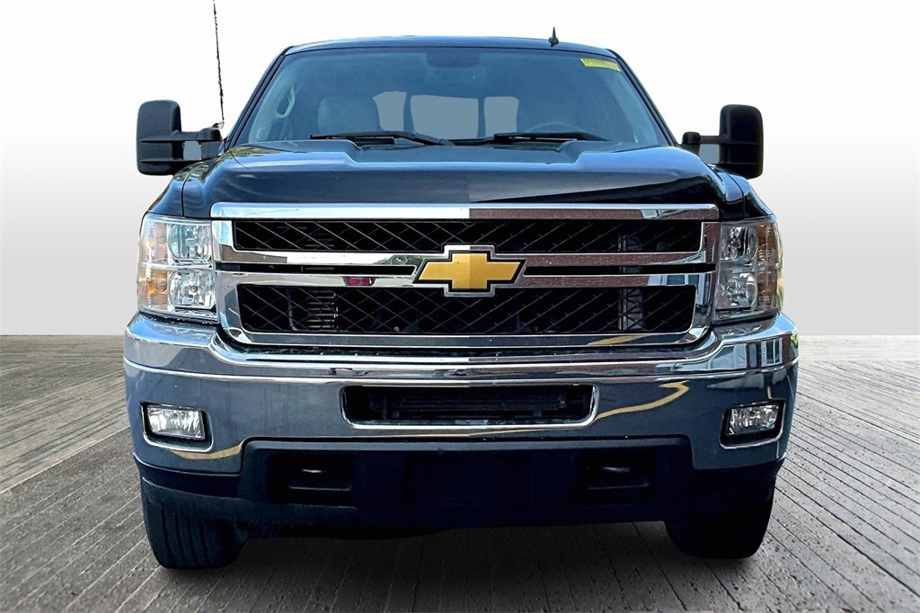Used 2013 Chevrolet Silverado 3500 LTZ w/ LTZ Plus Package image 2
