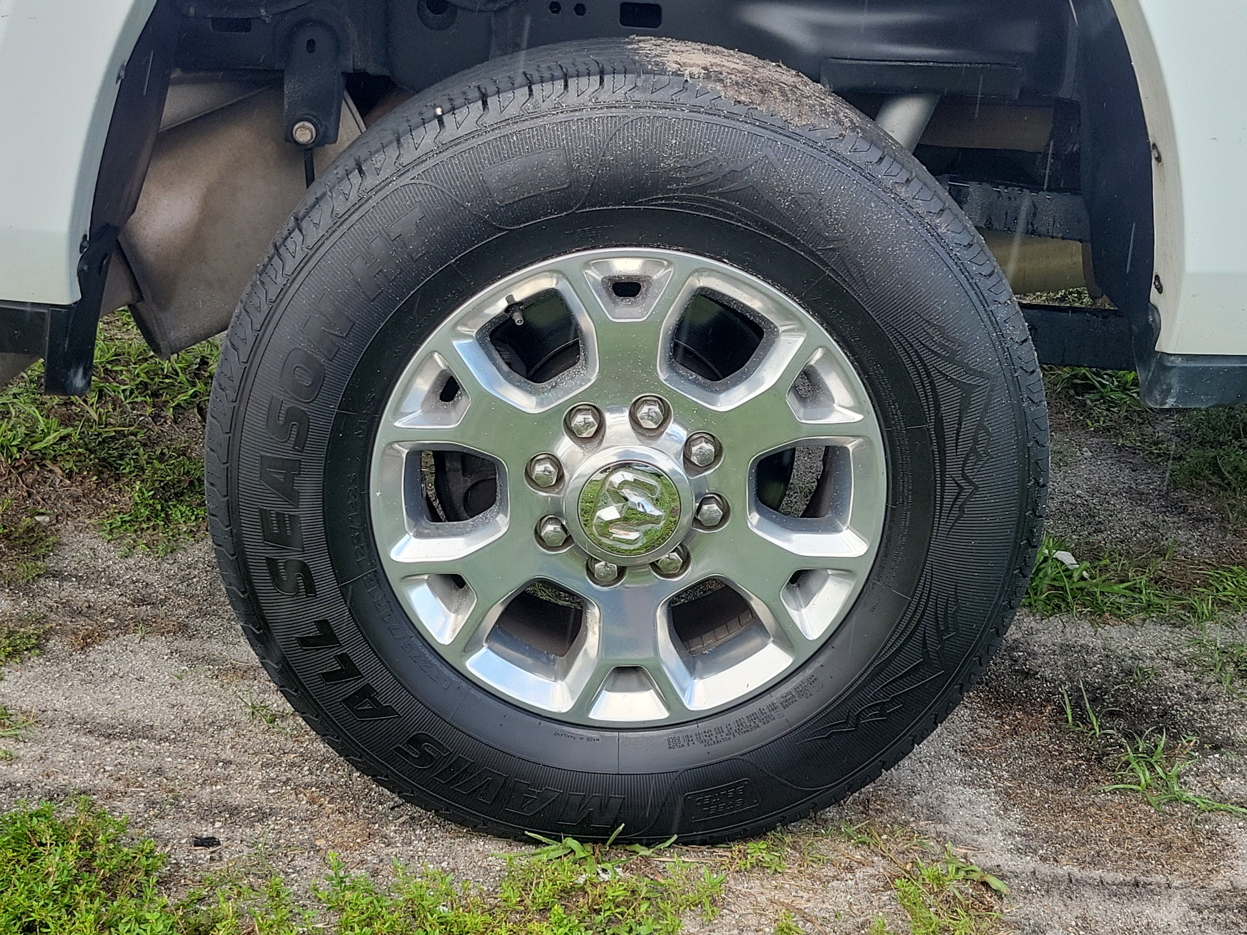 Used 2022 RAM 2500 Laramie AWD/4WD image 5