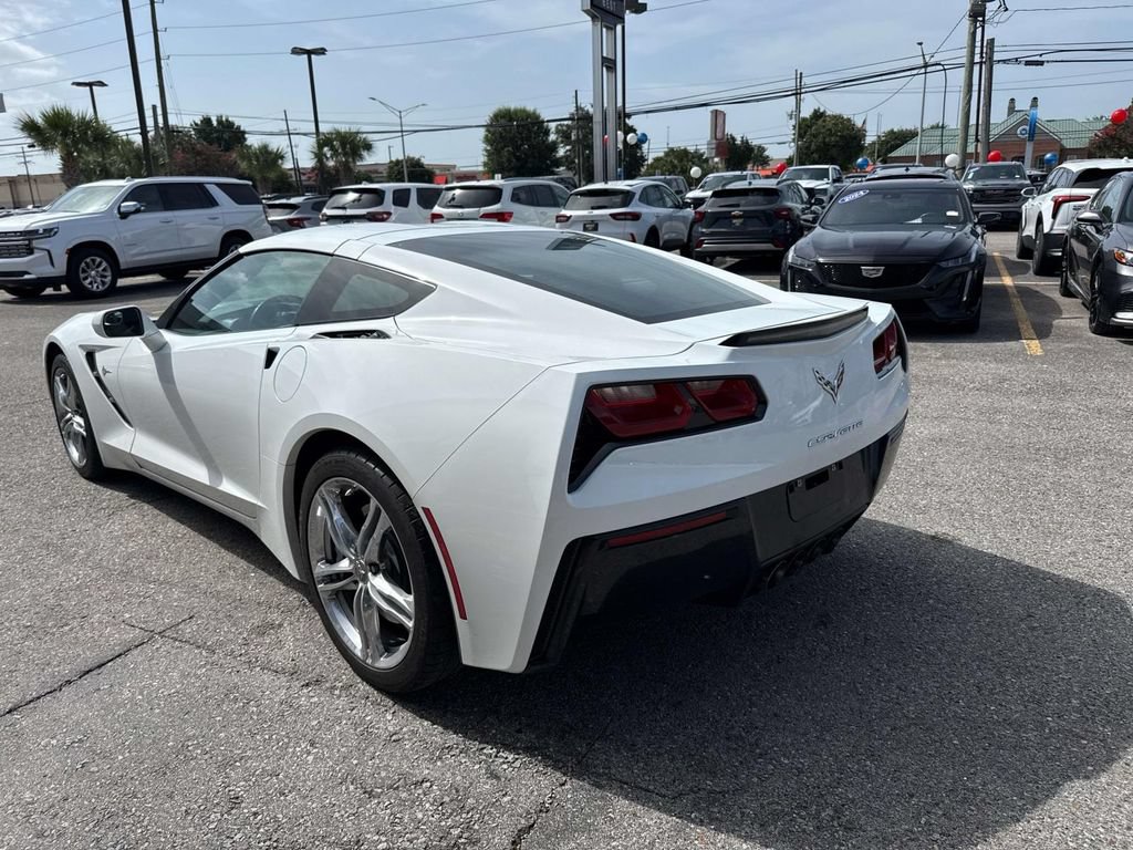 Used 2017 Chevrolet Corvette Stingray Coupe w/ 2LT Preferred Equipment Group RWD image 5