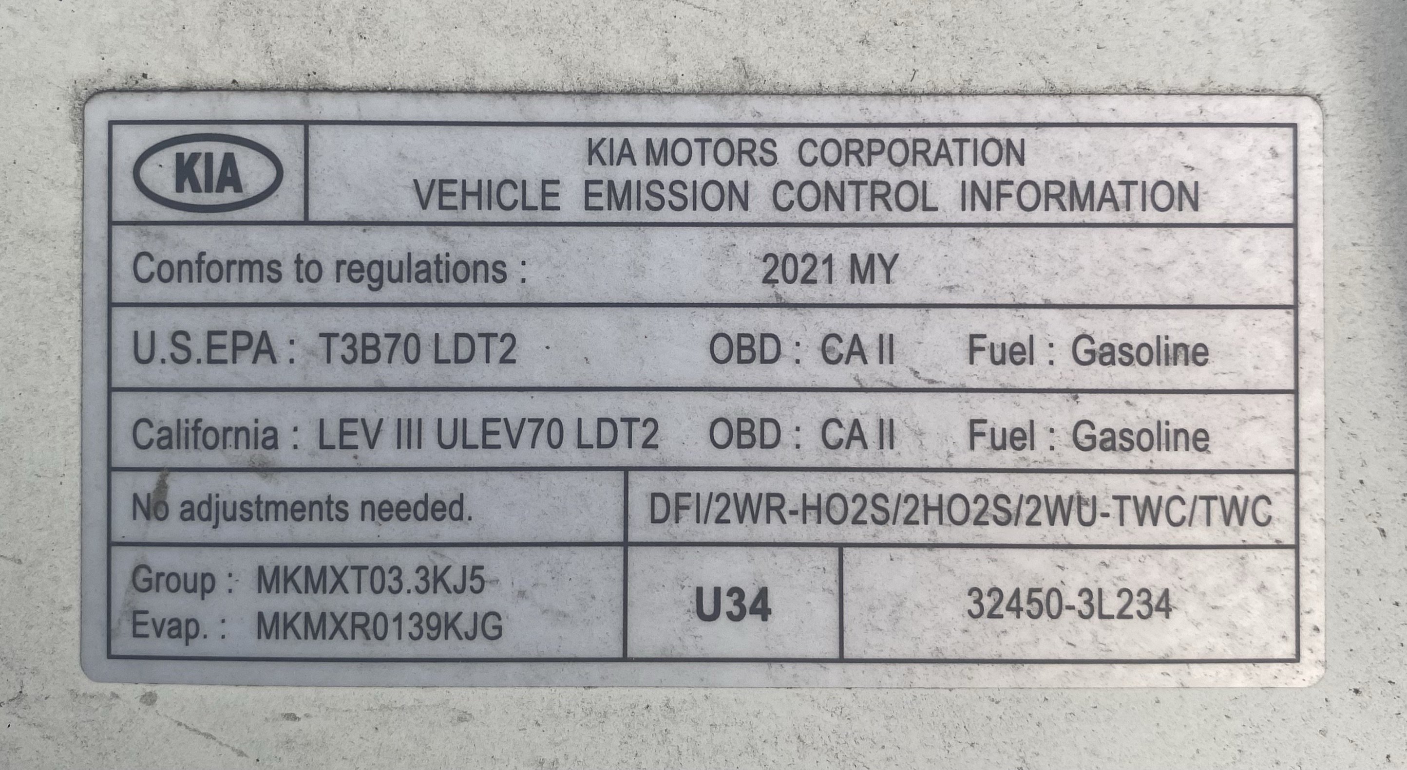 Used 2021 Kia Sedona LX FWD image 15