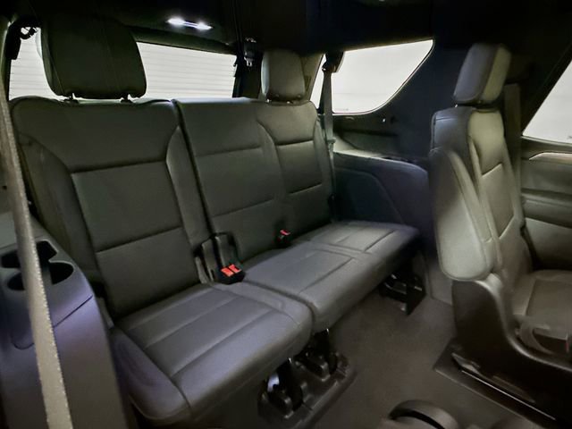 Used 2024 Chevrolet Tahoe High Country image 31