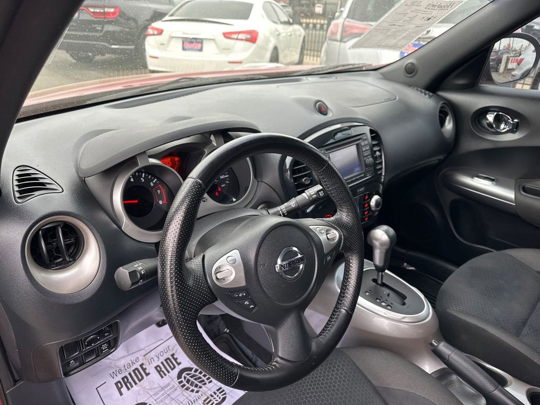 Used 2011 Nissan Juke SV image 22