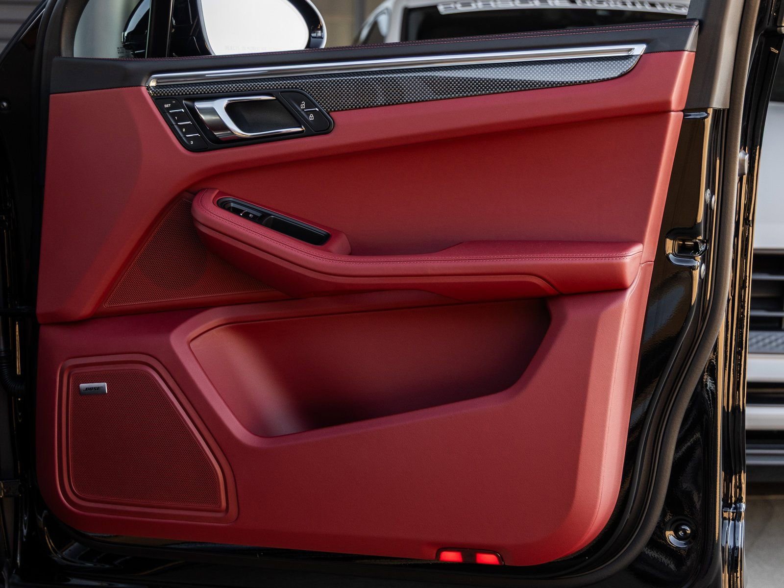 New 2026 Porsche Macan S image 40