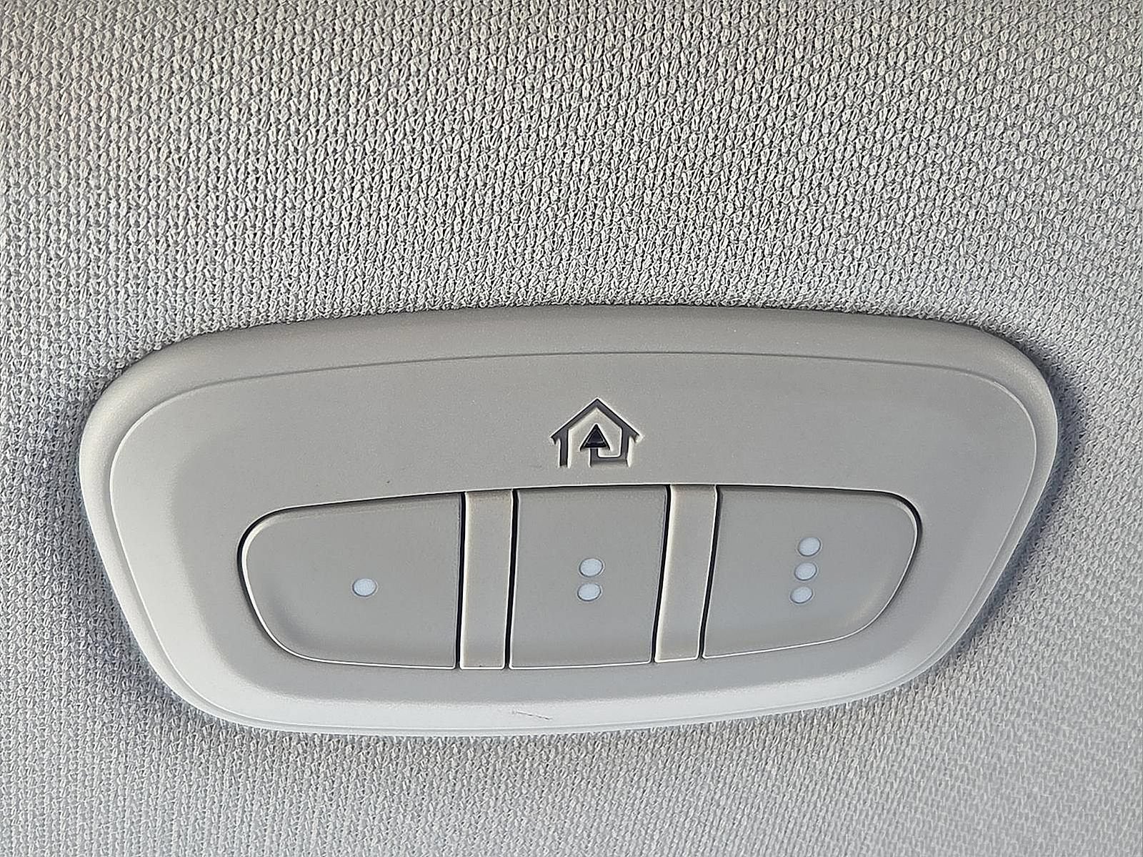 Used 2022 Jeep Cherokee Limited AWD/4WD image 22