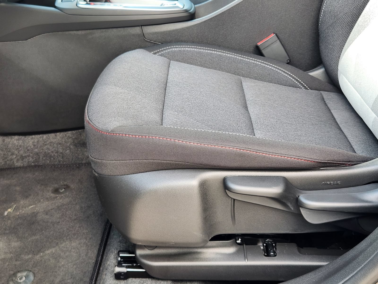 New 2026 Chevrolet Trax RS w/ Sunroof Package FWD image 20
