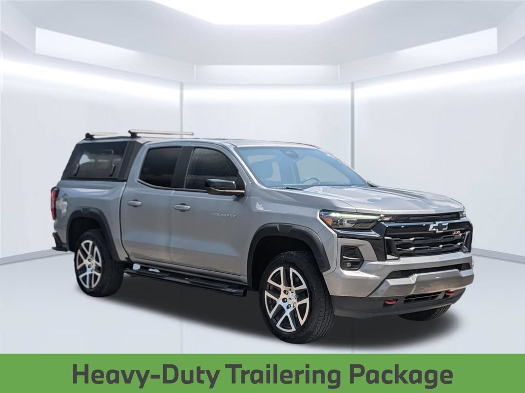 Used 2023 Chevrolet Colorado Z71 w/ Z71 Convenience Package 2 AWD/4WD image 9