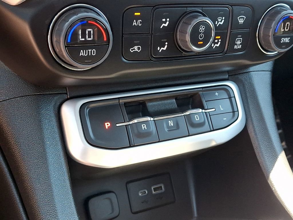 Used 2023 GMC Acadia SLE w/ Driver Convenience Package AWD/4WD image 16