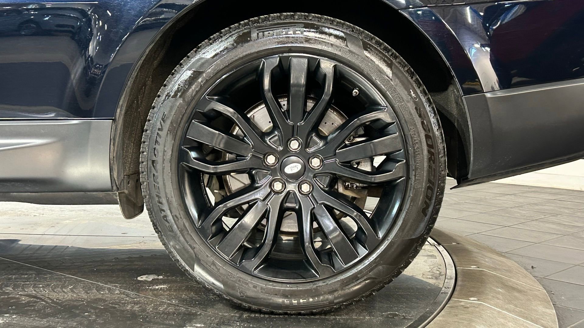 Used 2016 Land Rover Range Rover Sport HSE AWD/4WD image 23