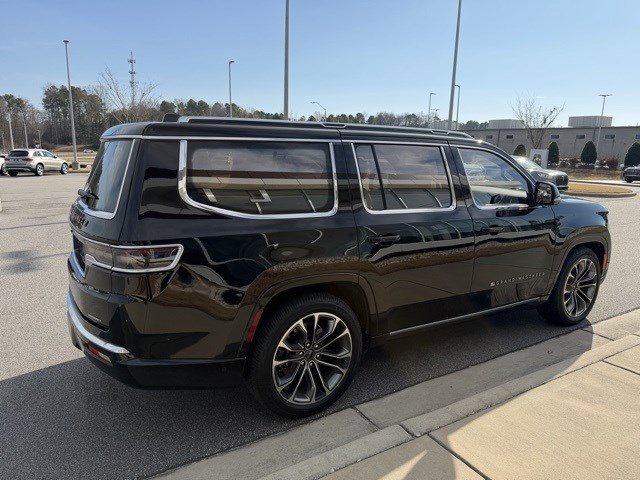Used 2022 Jeep Grand Wagoneer Series III w/ Rear Seat Video Group 1 image 16