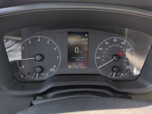 Certified 2025 Toyota Corolla LE FWD image 19