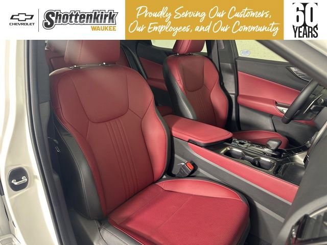Used 2025 Lexus NX 250 FWD w/ Towing Package (2000 Lbs) image 15