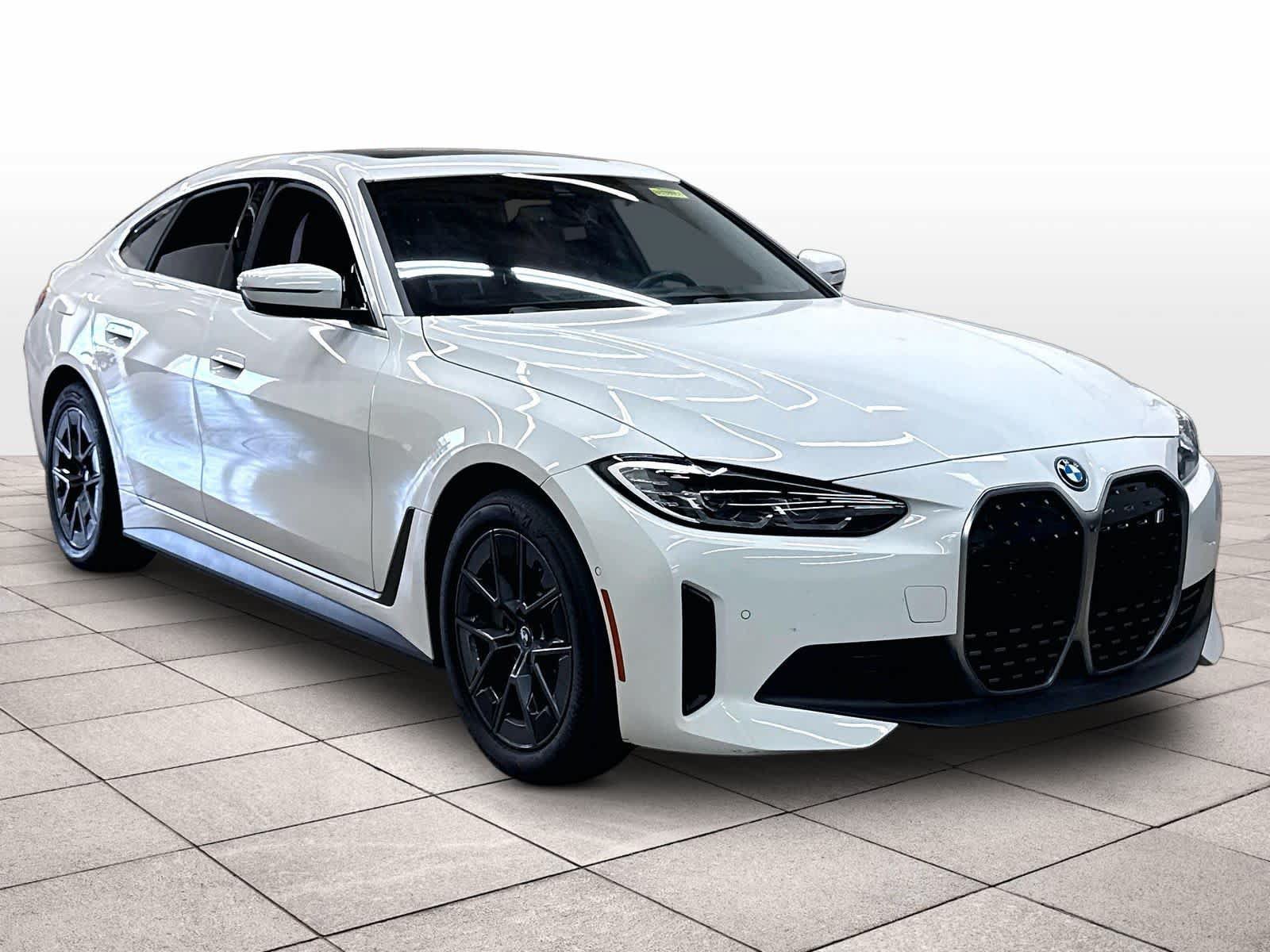 Used 2024 BMW i4 eDrive35 w/ Premium Package RWD image 2