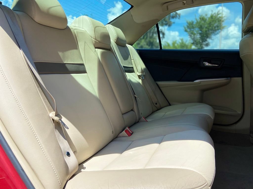 Used 2013 Toyota Camry XLE FWD image 24