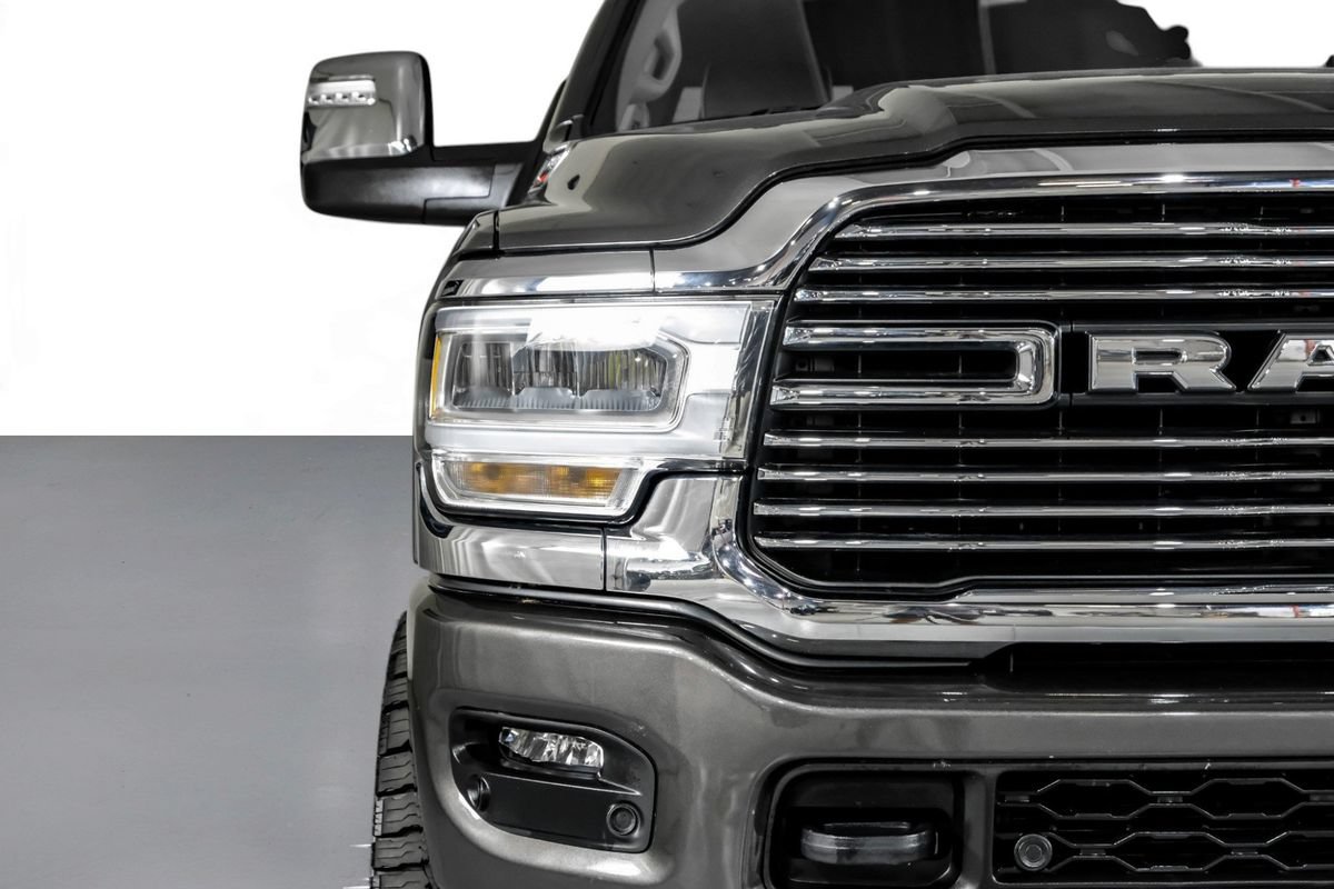 Used 2024 RAM 3500 Laramie AWD/4WD image 39