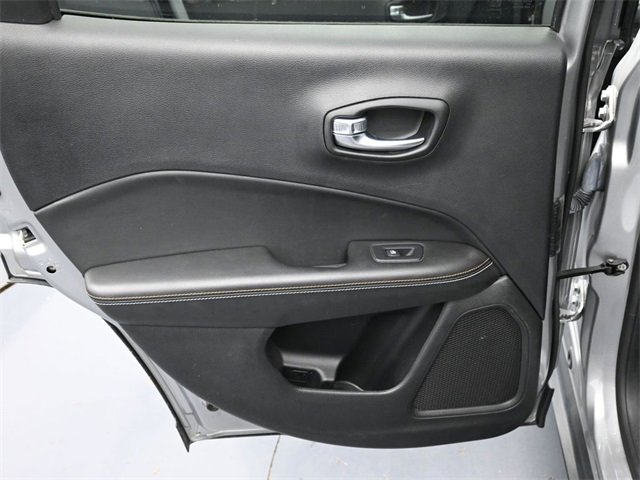 Used 2019 Jeep Compass Latitude image 23