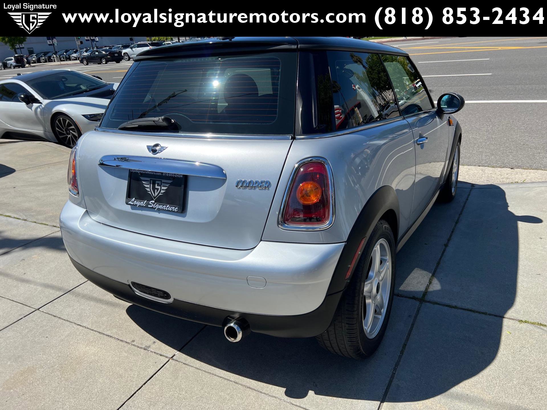 Used 2009 MINI Cooper Hardtop image 7