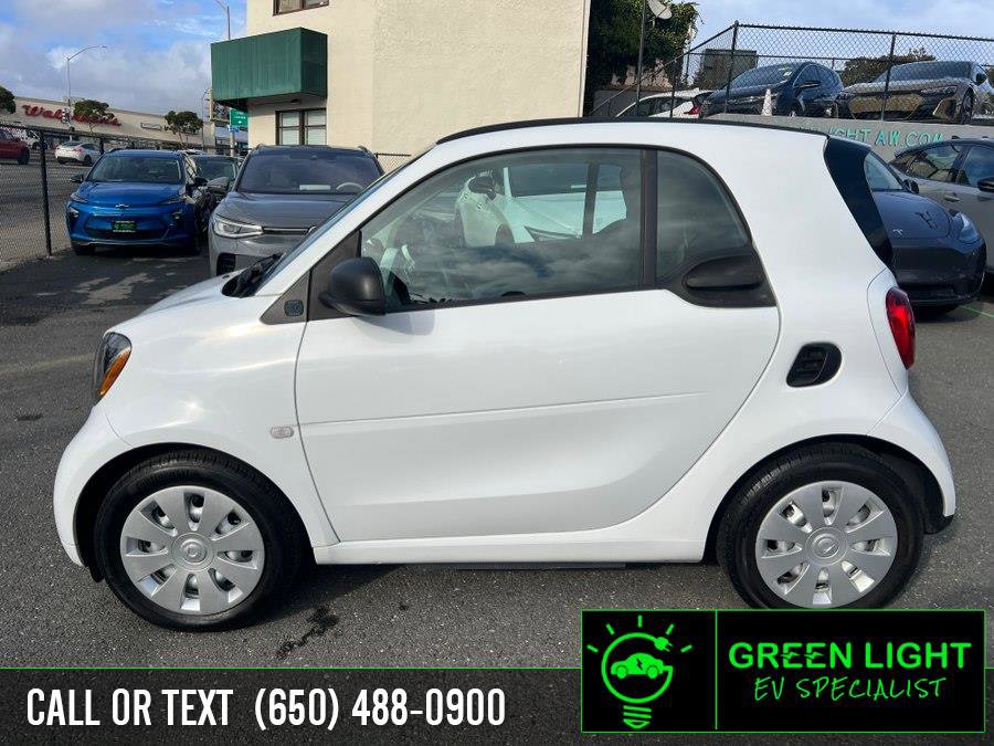 Used 2019 smart fortwo electric drive image 10