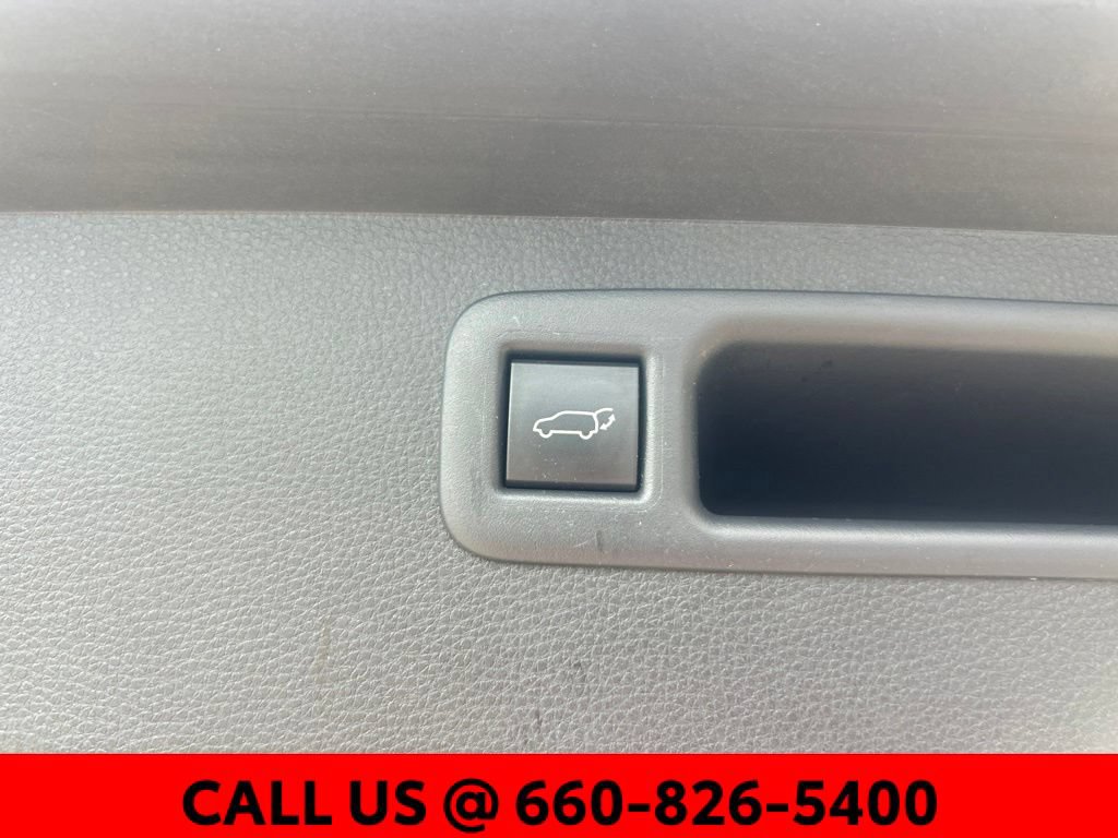 Used 2025 Toyota Highlander XSE AWD/4WD image 15