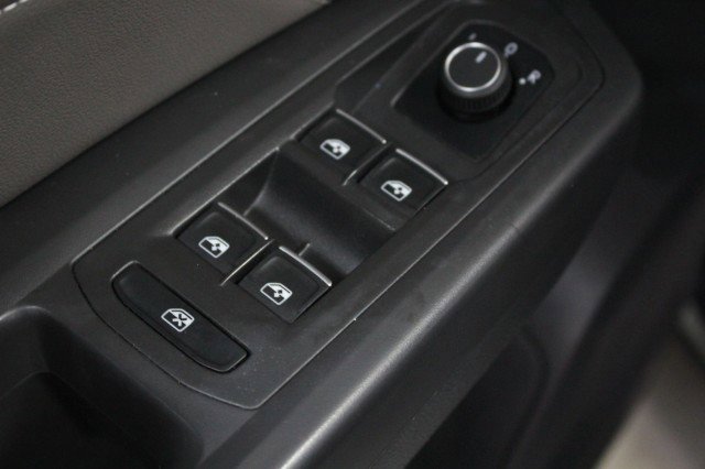 Used 2022 Volkswagen Atlas Cross Sport SE image 20