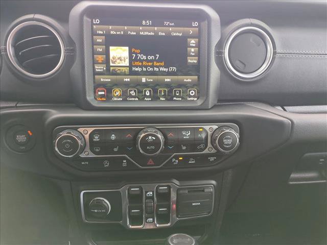 Used 2021 Jeep Wrangler Unlimited Sahara AWD/4WD image 15