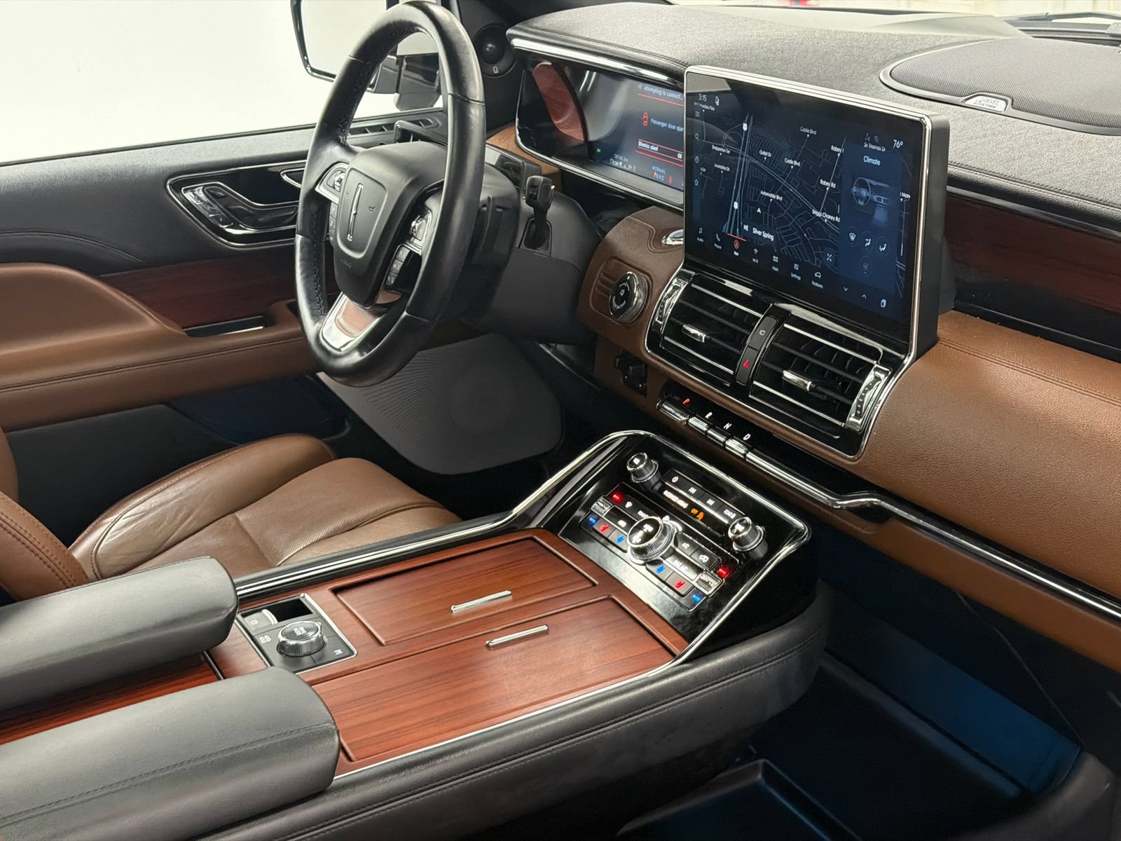 Certified 2023 Lincoln Navigator Reserve AWD/4WD image 14