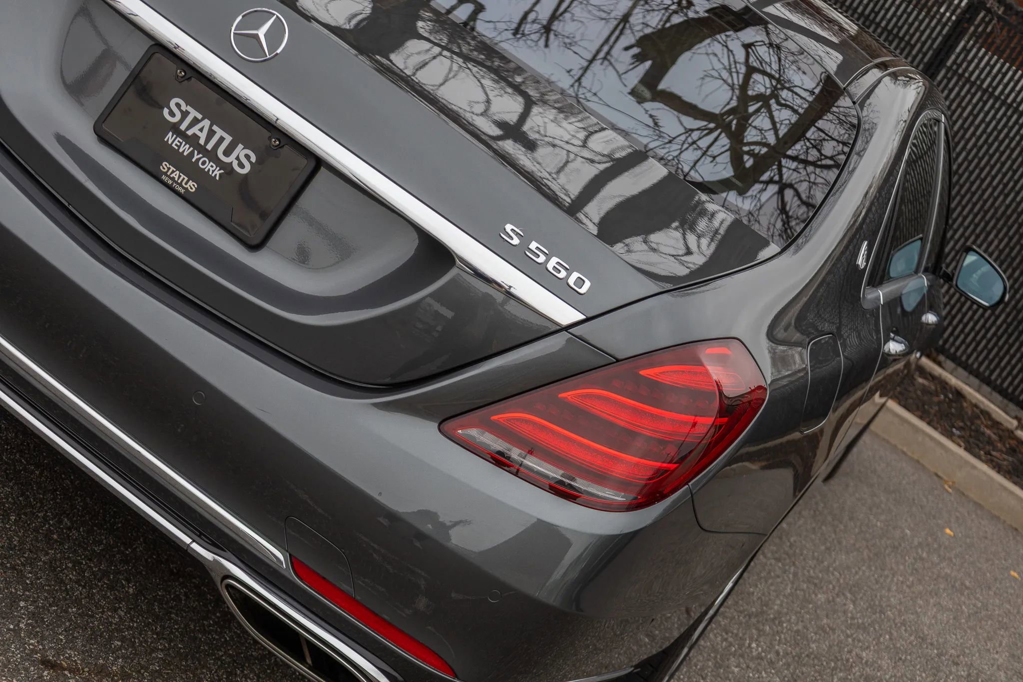 Used 2018 Mercedes-Benz Maybach S 560 4MATIC image 32