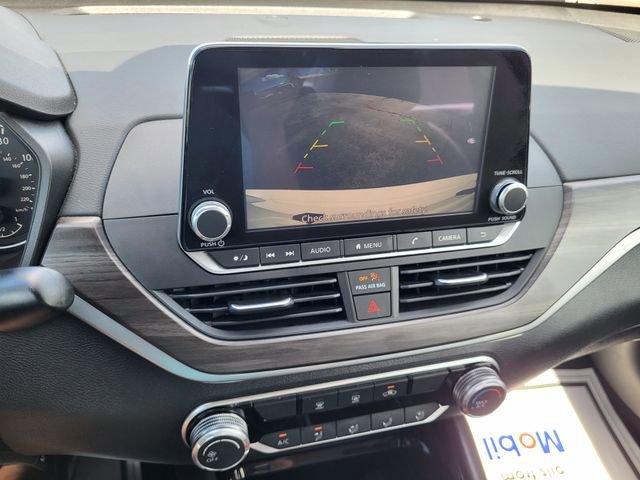 Used 2024 Nissan Altima 2.5 SV image 18