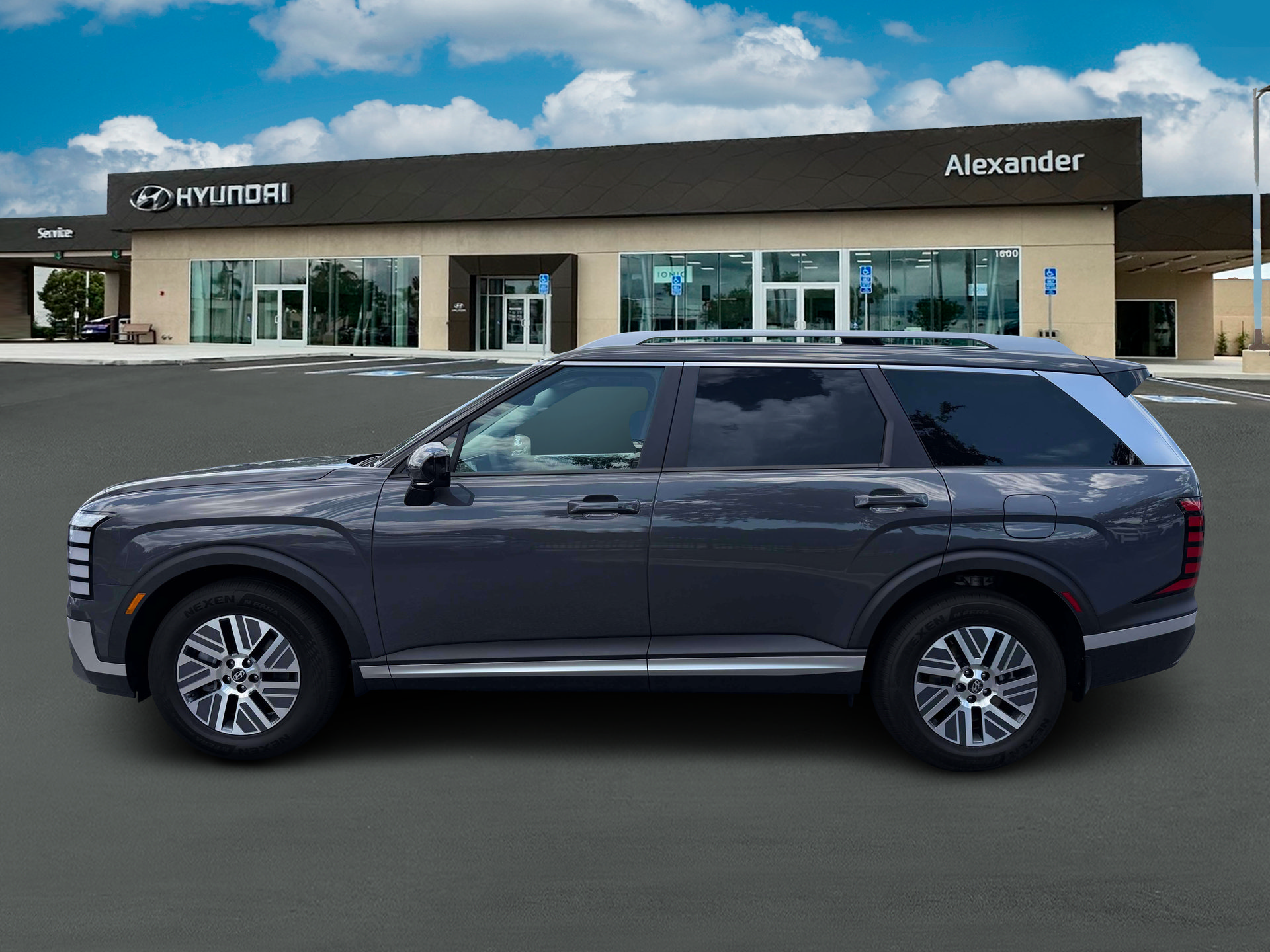 New 2027 Hyundai Palisade SEL FWD image 3