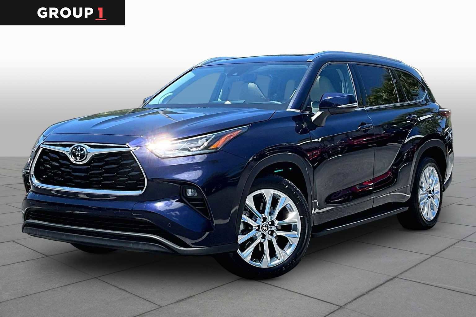 Used 2023 Toyota Highlander Limited FWD image 1