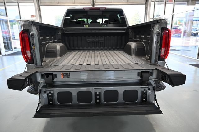 New 2026 GMC Sierra 1500 SLT w/ SLT Premium Plus Package AWD/4WD image 9