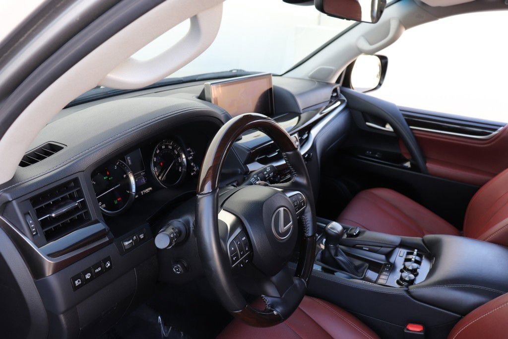 Used 2019 Lexus LX 570 4WD w/ Luxury Package image 53