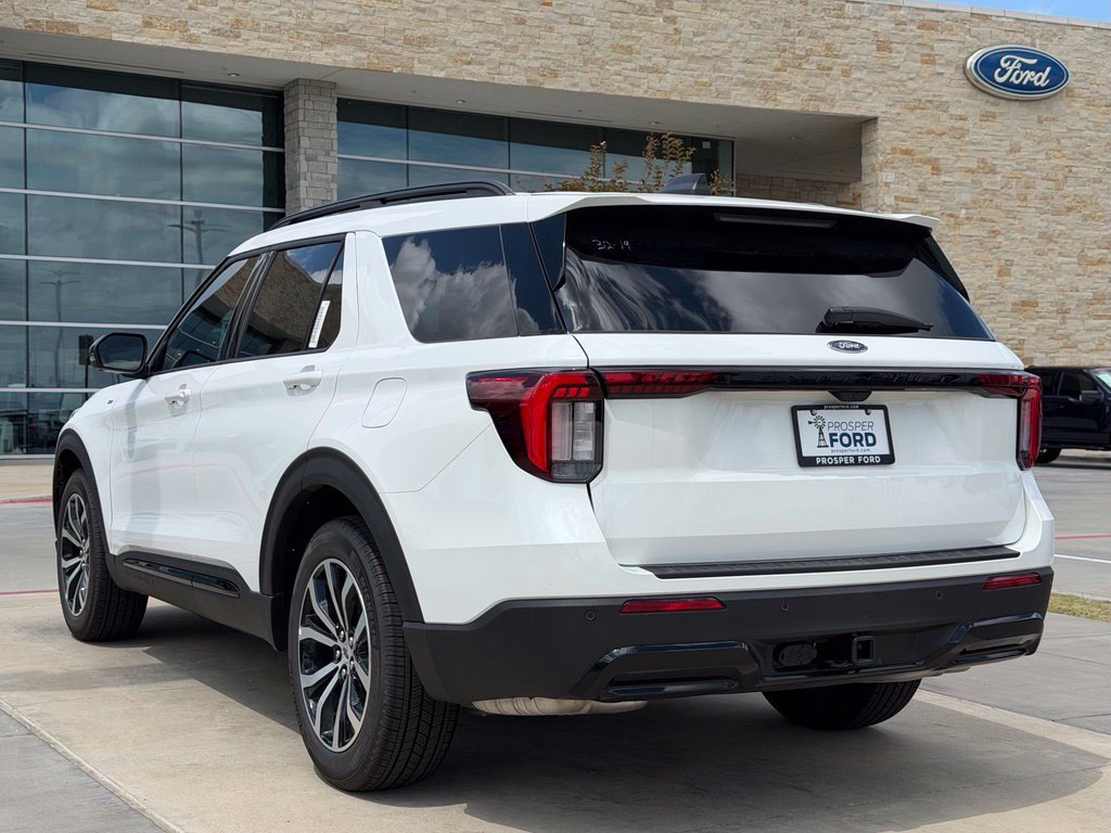 New 2026 Ford Explorer ST-Line w/ Premium Package RWD image 10
