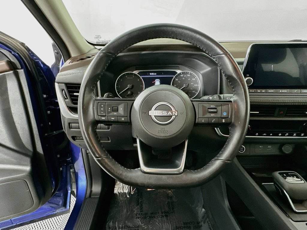 Certified 2023 Nissan Rogue SV w/ SV Premium B Package AWD/4WD image 17
