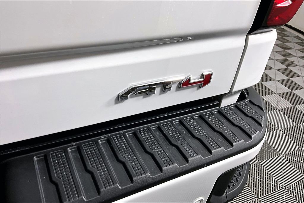 Used 2026 GMC Sierra 1500 AT4 w/ Technology Package image 25