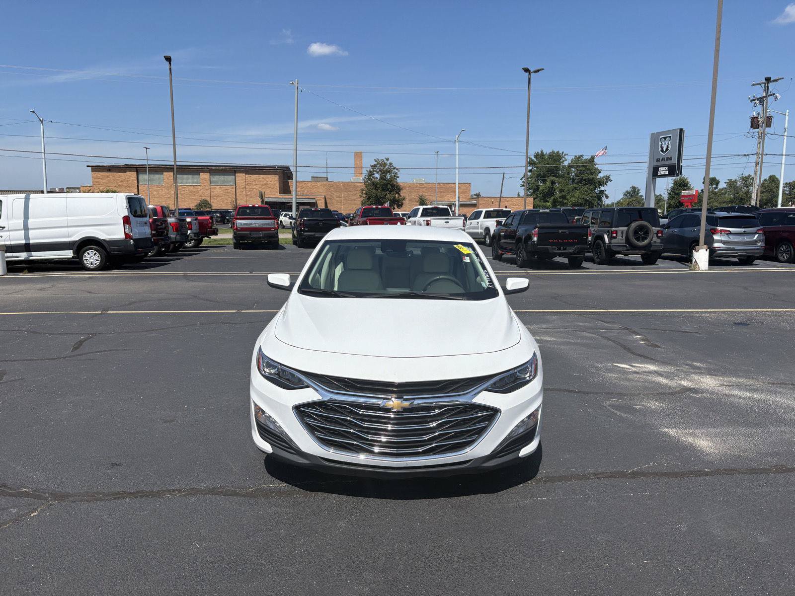 Used 2024 Chevrolet Malibu LT FWD image 20