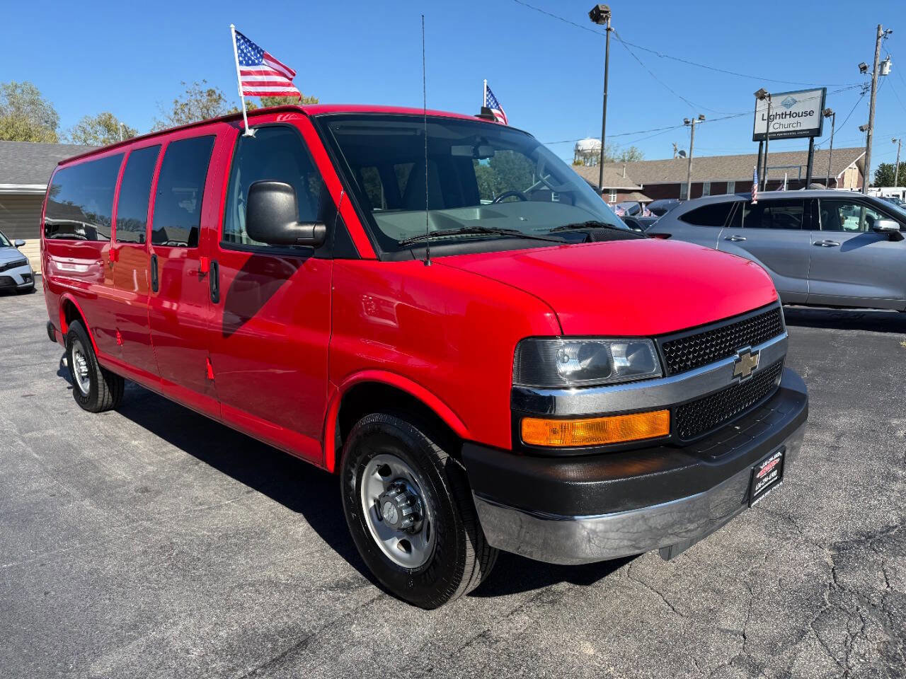 Used 2016 Chevrolet Express 3500 LT w/ LT Preferred Equipment Group image 4