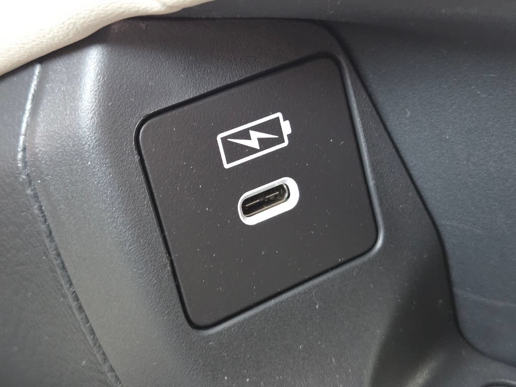 New 2027 Honda HR-V LX image 8