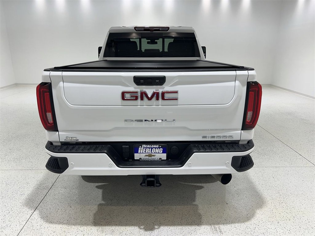 Used 2023 GMC Sierra 2500 Denali image 4