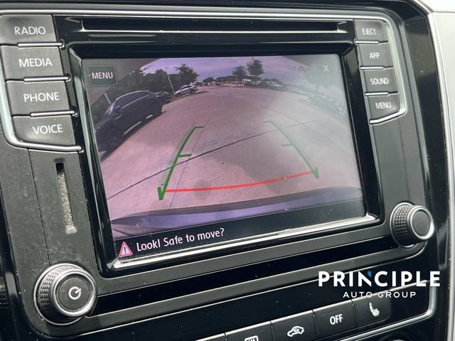 Used 2019 Volkswagen Passat 2.0T Wolfsburg w/ Wheels & Sunroof Package FWD image 24