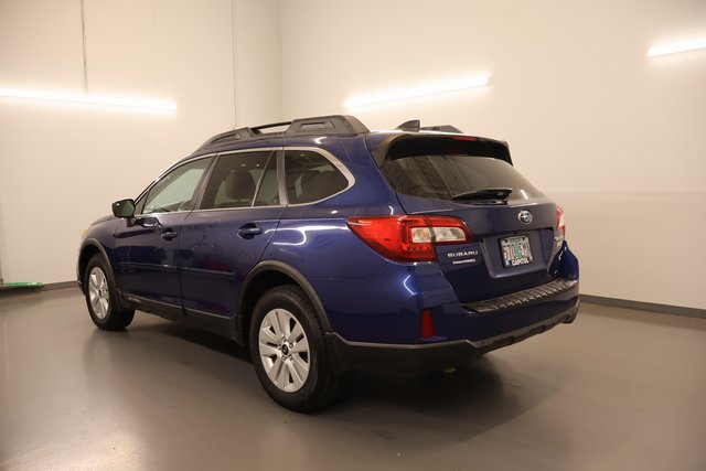 Used 2016 Subaru Outback 2.5i Premium w/ Popular Package #3 AWD/4WD image 4