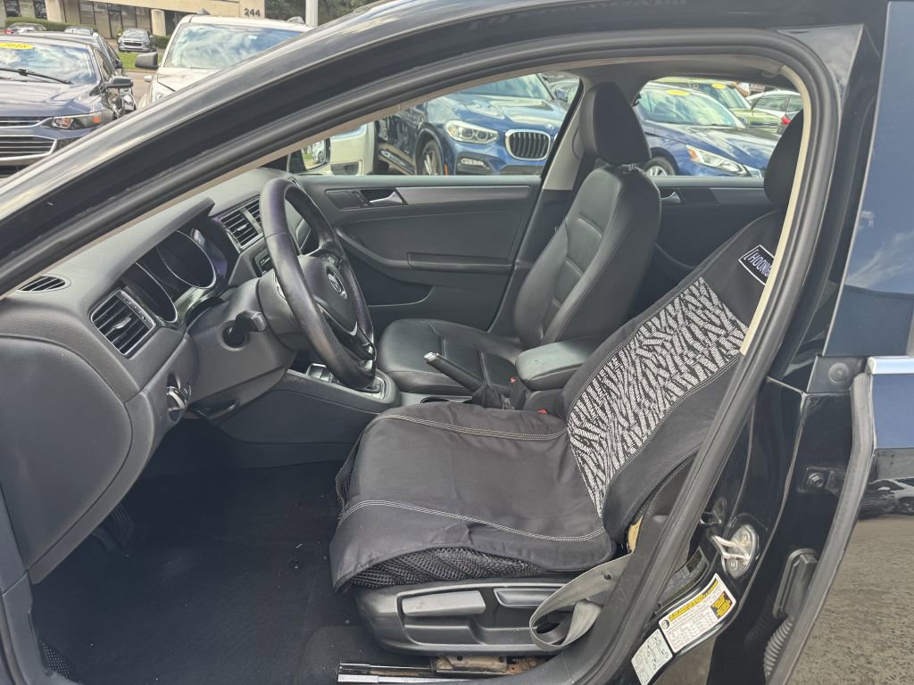 Used 2015 Volkswagen Jetta TDI image 10