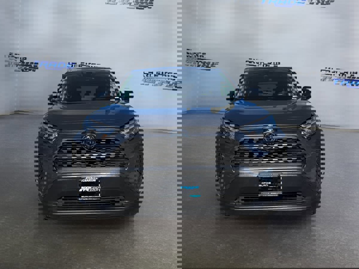 Used 2023 Toyota RAV4 LE image 2